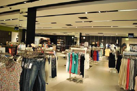 巧家商场里的店面怎么装修？